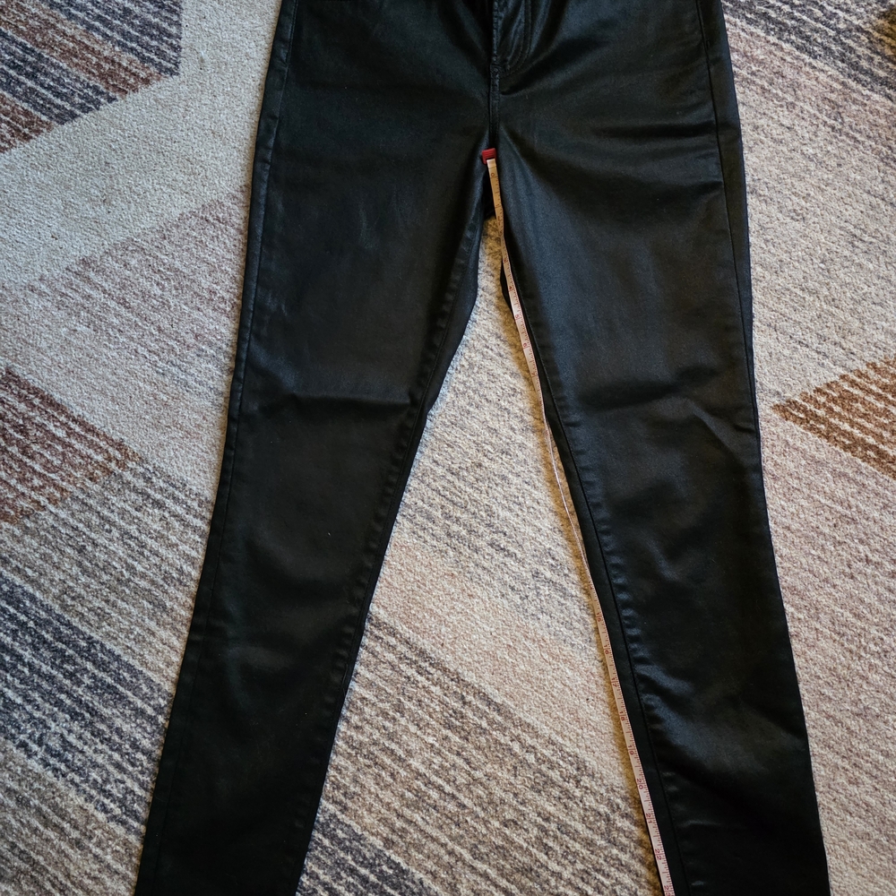 Express Black Skinny Jeans with Sleek Modern Fit Size 2 Short Raw Hem